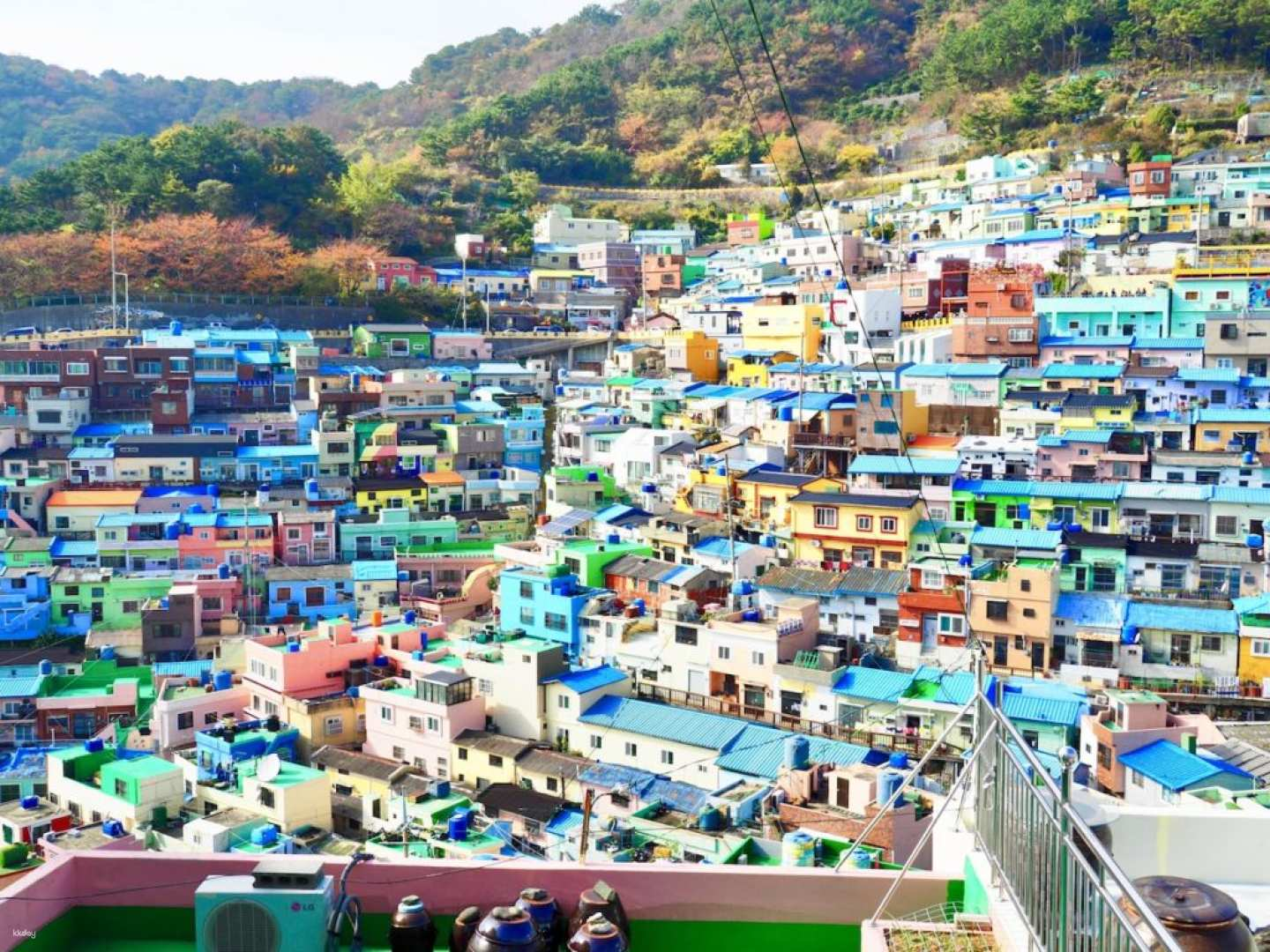Busan | A fulfilling morning city tour: Gamcheon Culture Village + Yongdusan Park + Food tour at Bupyeong Market | Japanese-speaking guide - Photo 1 of 7